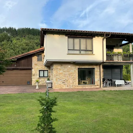 Iturriotz Berezia * 알리앗자