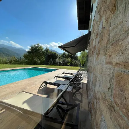 בית אירוח Iturriotz Berezia *